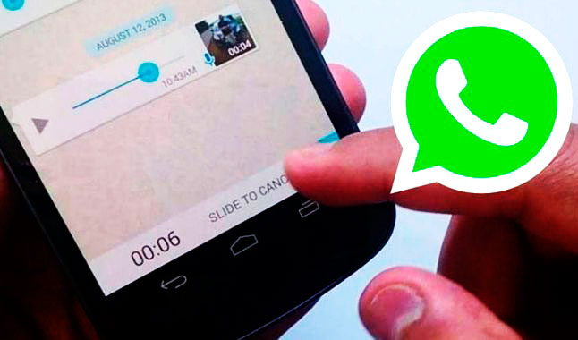 Debes cambiar tu forma de escuchar audios de WhatsApp