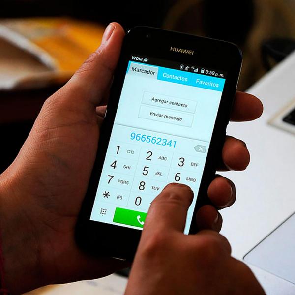 ¿Como sostienes el celular? Descubre tu personalidad